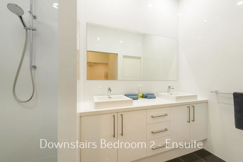 32 Corella Court - Accommodation Gladstone 9