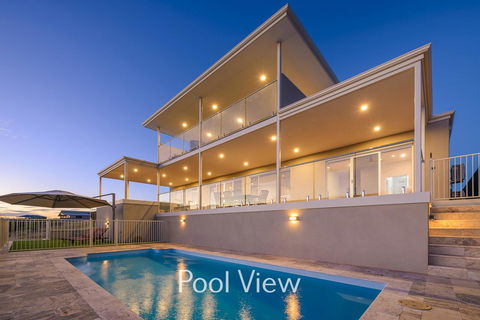 32 Corella Court - Accommodation Gladstone 0