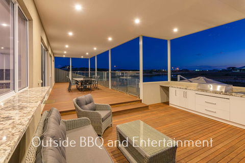 32 Corella Court - Accommodation Gladstone 19