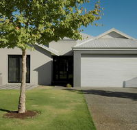 THE SANCTUARY LUXURY HOLIDAY HOME - Accommodation Gladstone