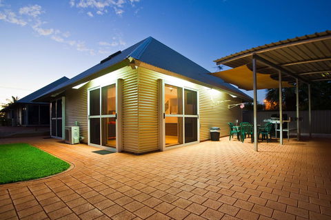 Osprey Holiday Village Unit 103 2 Bedroom - Accommodation Gladstone 12