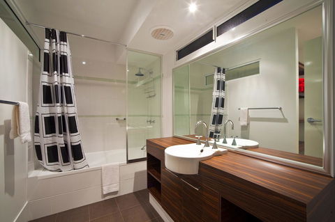 Osprey Holiday Village Unit 103 2 Bedroom - Accommodation Gladstone 9