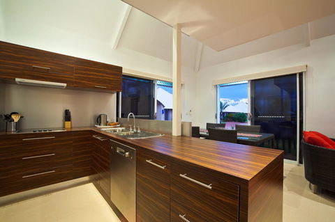 Osprey Holiday Village Unit 103 2 Bedroom - Accommodation Gladstone 5