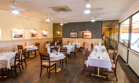 Hospitality Carnarvon, SureStay Collection By Best Western - Accommodation Gladstone 24