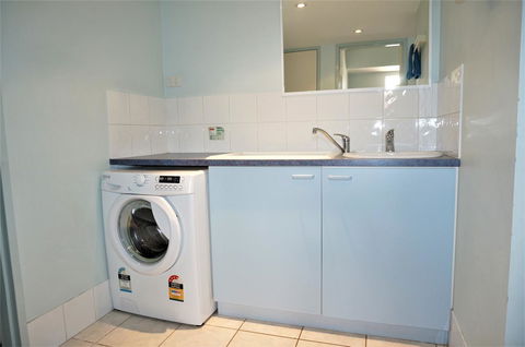 Osprey Holiday Village Unit 120 - Plenty Of Room For A Large Family - Accommodation Gladstone 11
