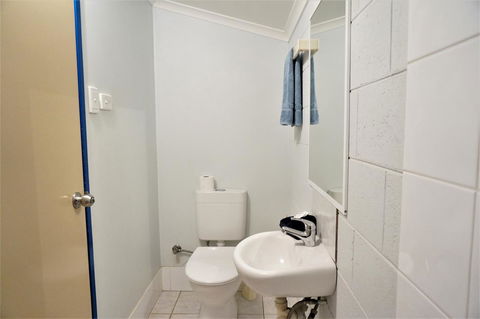 Osprey Holiday Village Unit 120 - Plenty Of Room For A Large Family - Accommodation Gladstone 15