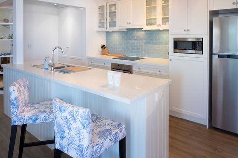 Cottesloe Blue Apartment - Executive Escapes - Accommodation Gladstone 8