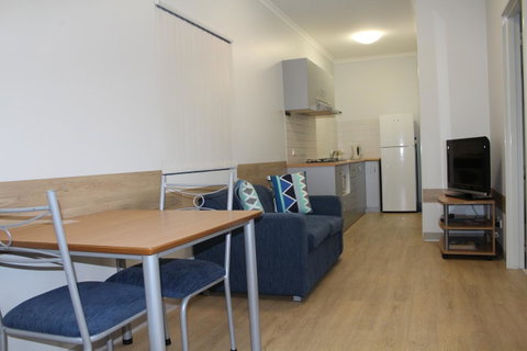 Mandurah Ocean Marina Chalets - Accommodation Gladstone 6