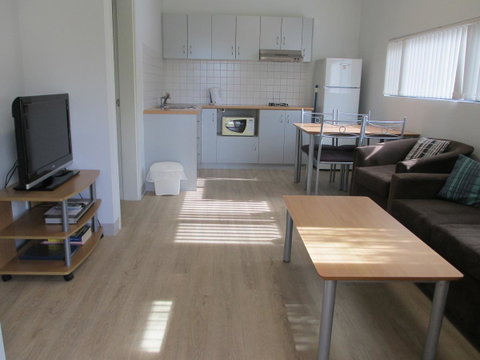 Mandurah Ocean Marina Chalets - Accommodation Gladstone 39