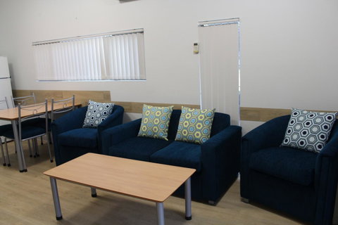Mandurah Ocean Marina Chalets - Accommodation Gladstone 7