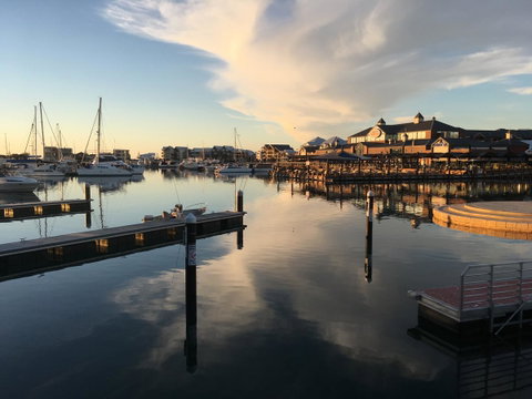 Mandurah Ocean Marina Chalets - Accommodation Gladstone 2
