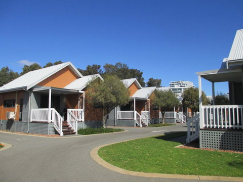 Mandurah Ocean Marina Chalets - Accommodation Gladstone 37