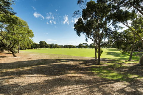 Rosalie 34 - Accommodation Gladstone 10