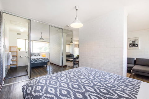 Rosalie 34 - Accommodation Gladstone 2