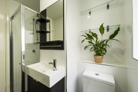 Rosalie 13 - Accommodation Gladstone 13