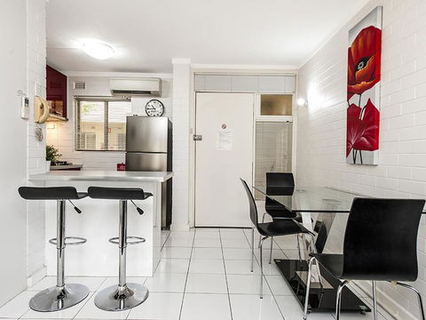 Rosalie 02 - Accommodation Gladstone 2