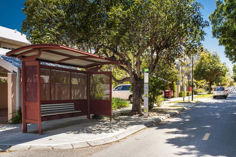 Rosalie 02 - Accommodation Gladstone 19
