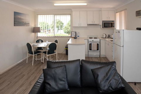API Middleton Beach Front Apartments Albany - Accommodation Gladstone 0