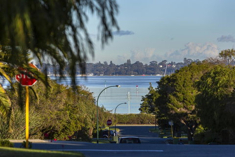 Como Executive Apartment - Accommodation Gladstone 21