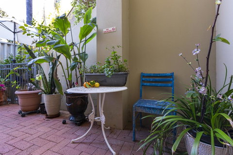 Como Executive Apartment - Accommodation Gladstone 11