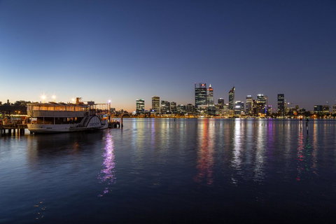 Como Executive Apartment - Accommodation Gladstone 37