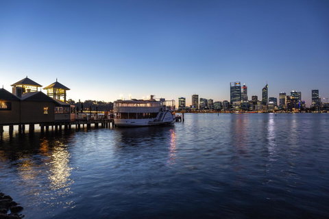 Como Executive Apartment - Accommodation Gladstone 35