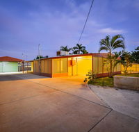 30 Kennedy Street - Accommodation Gladstone