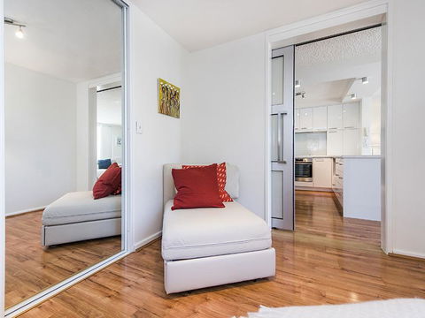 South Perth Deluxe Apartment - Accommodation Gladstone 19