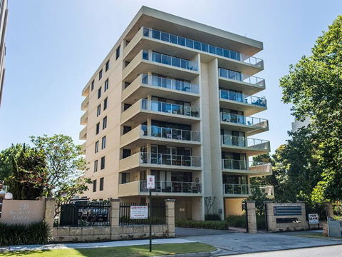 South Perth Deluxe Apartment - Accommodation Gladstone 43