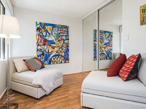 South Perth Deluxe Apartment - Accommodation Gladstone 36