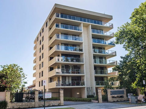 South Perth Deluxe Apartment - Accommodation Gladstone 27