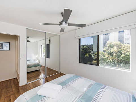 South Perth Deluxe Apartment - Accommodation Gladstone 38