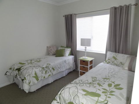 Acaciabnb - Accommodation Gladstone 3