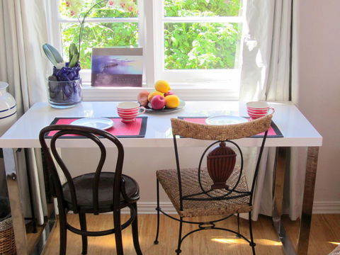 Garden Studio In Cottesloe - Accommodation Gladstone 2