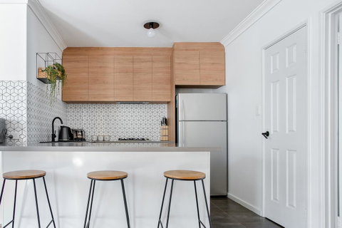 Jane Residence - Accommodation Gladstone 0