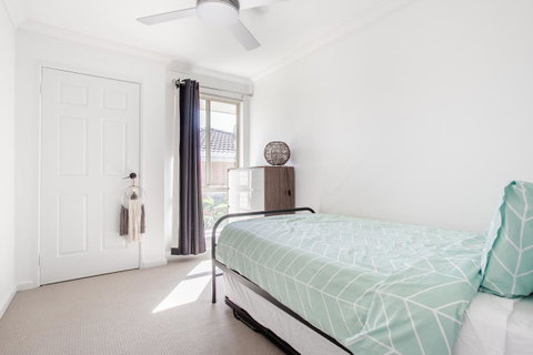 Jane Residence - Accommodation Gladstone 35