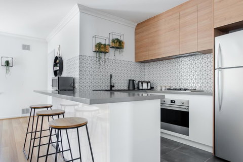 Jane Residence - Accommodation Gladstone 9