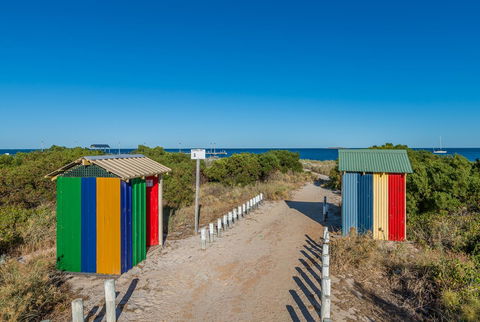 Seafront Unit 60 - Accommodation Gladstone 10