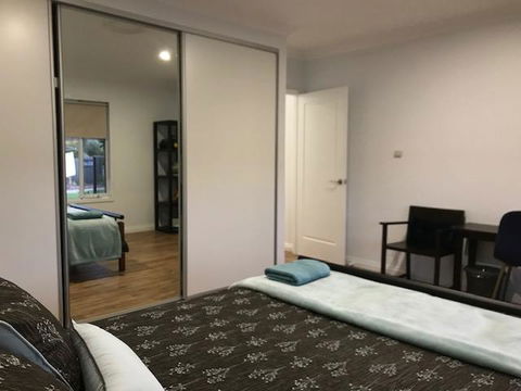 The Mains Guest House 2 Bedroom Farm Stay - Accommodation Gladstone 7
