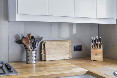 Gorgeous 26 1 Bed Designer Fitout Perfect Location - Accommodation Gladstone 2