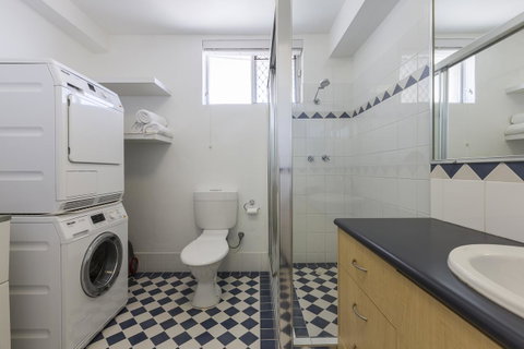 Cottesloe Marine Apartment - Executive Escapes - Accommodation Gladstone 20