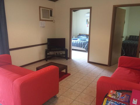 Wildsights Villas - Accommodation Gladstone 24