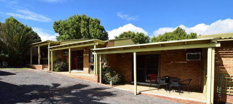 Wildsights Villas - Accommodation Gladstone 0