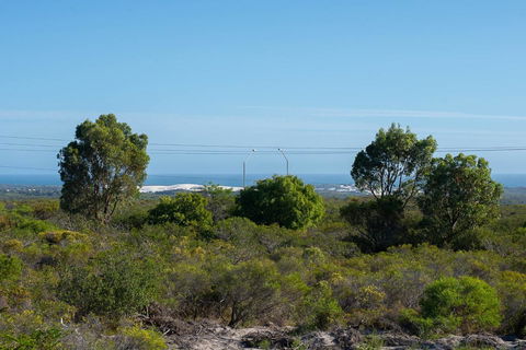 Blue Sky Escapes The Lookout Lancelin - Accommodation Gladstone 24