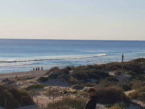 Scarborough - Oceanview 2 Bed, 2 Bathroom Apartment - Accommodation Gladstone 3