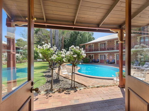 Heritage Country Motel - Accommodation Gladstone 4
