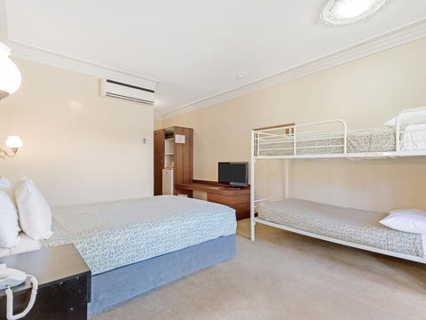 Heritage Country Motel - Accommodation Gladstone 20