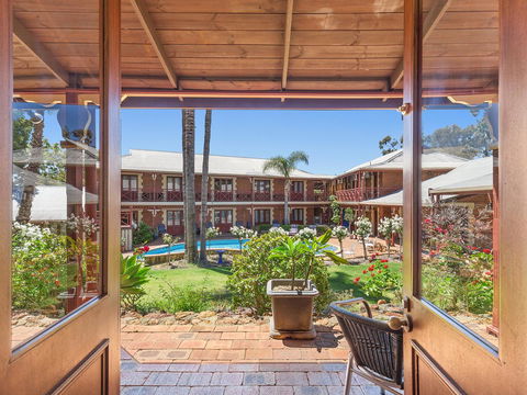 Heritage Country Motel - Accommodation Gladstone 6
