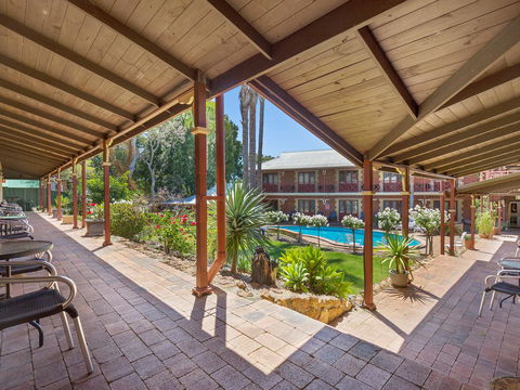 Heritage Country Motel - Accommodation Gladstone 1