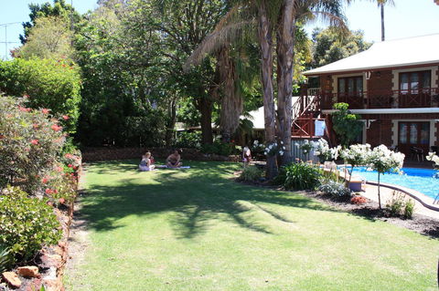 Heritage Country Motel - Accommodation Gladstone 32